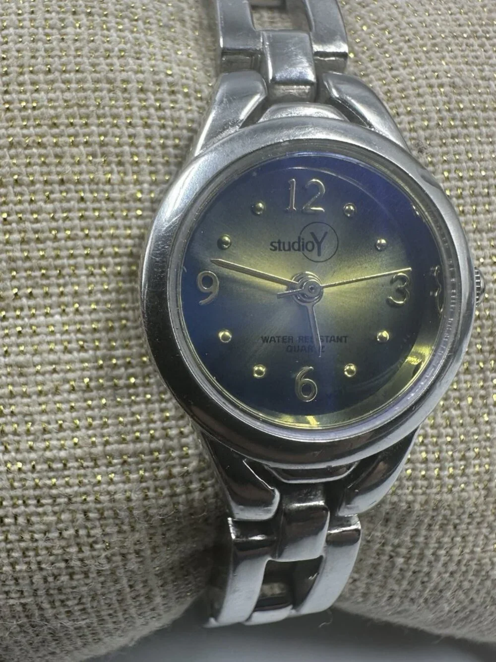 3/$30 Studio Y Watch Women Silver Tone Blue Yellow Color Changing Dial